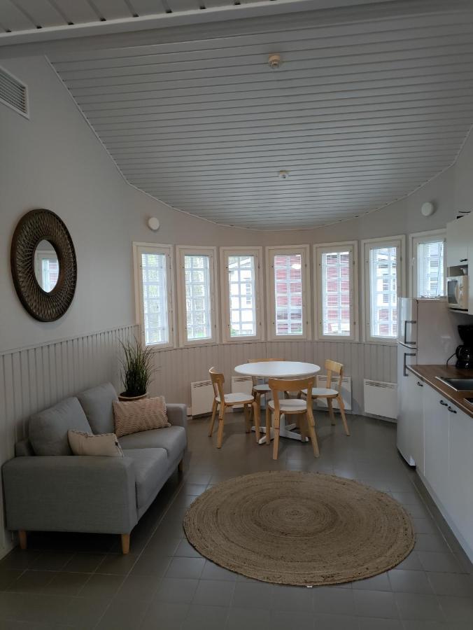 Nuorisokeskus Villa Elba Kokkola  Exterior photo